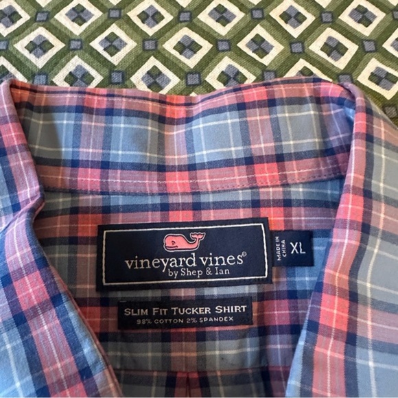 Vineyard Vines Slim Fit Tucker Shirt Men's XL Blue and Pink Plaid - Picture 2 of 4